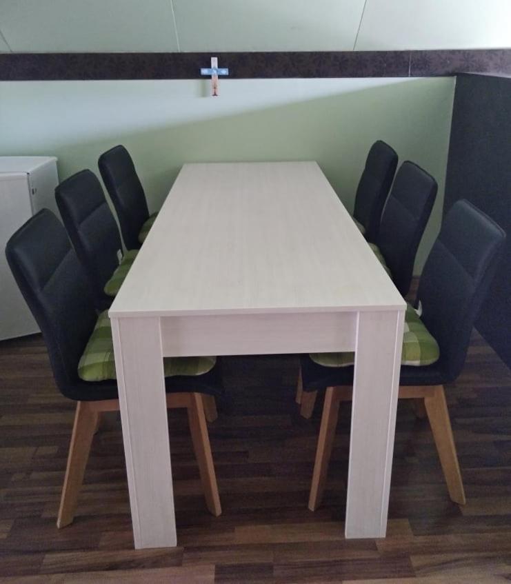 Mecsek Apartman Appartement Pécs Buitenkant foto